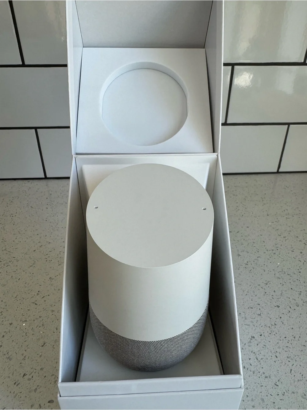 Google Home Voice-Activated Smart Speaker – White – Google Assistant EUC
